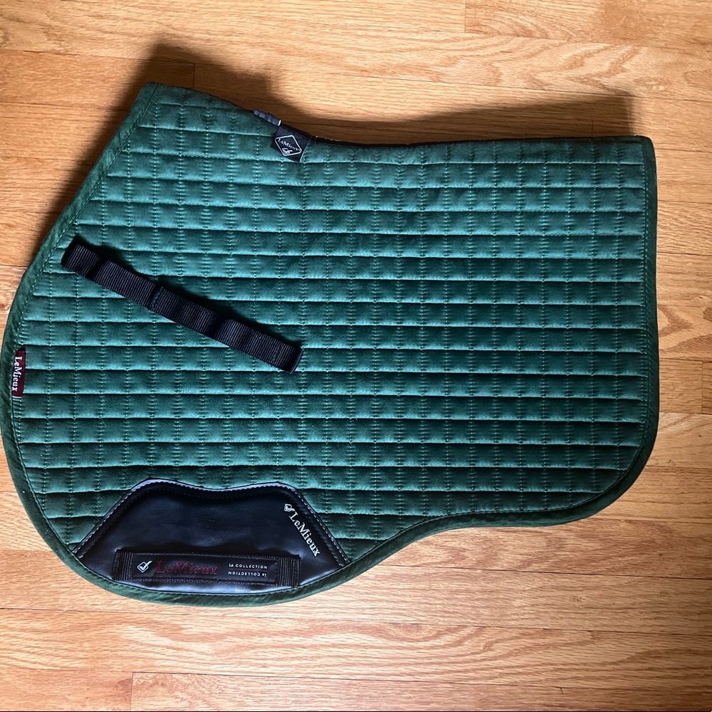 LeMieux Hunter Green GP Saddle Pad.